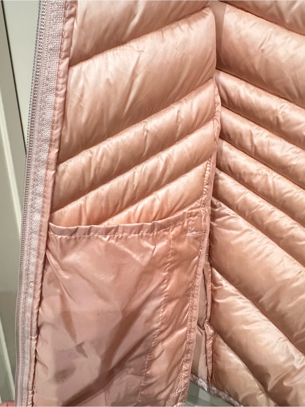 Michael Kors Pink Down Puffer S Vest Quiet Luxury Preppy Coastal Chic MK Spring - Picture 16 of 16